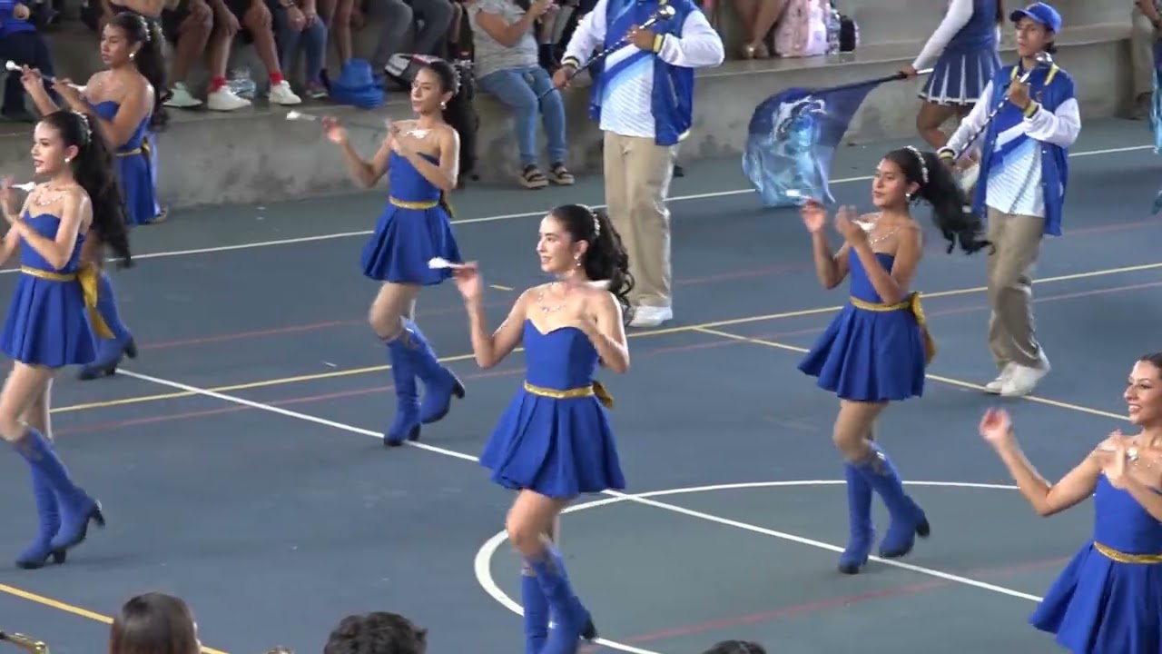Presentación de la Ola Azul | Inicio del mes cívico | Liceo Evangélico La Atarraya