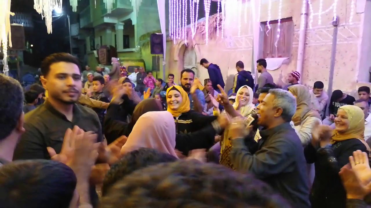 #رقص ام العريس واخوته على الطبل البلدي ومزمار بلدي اولاد #هاشم