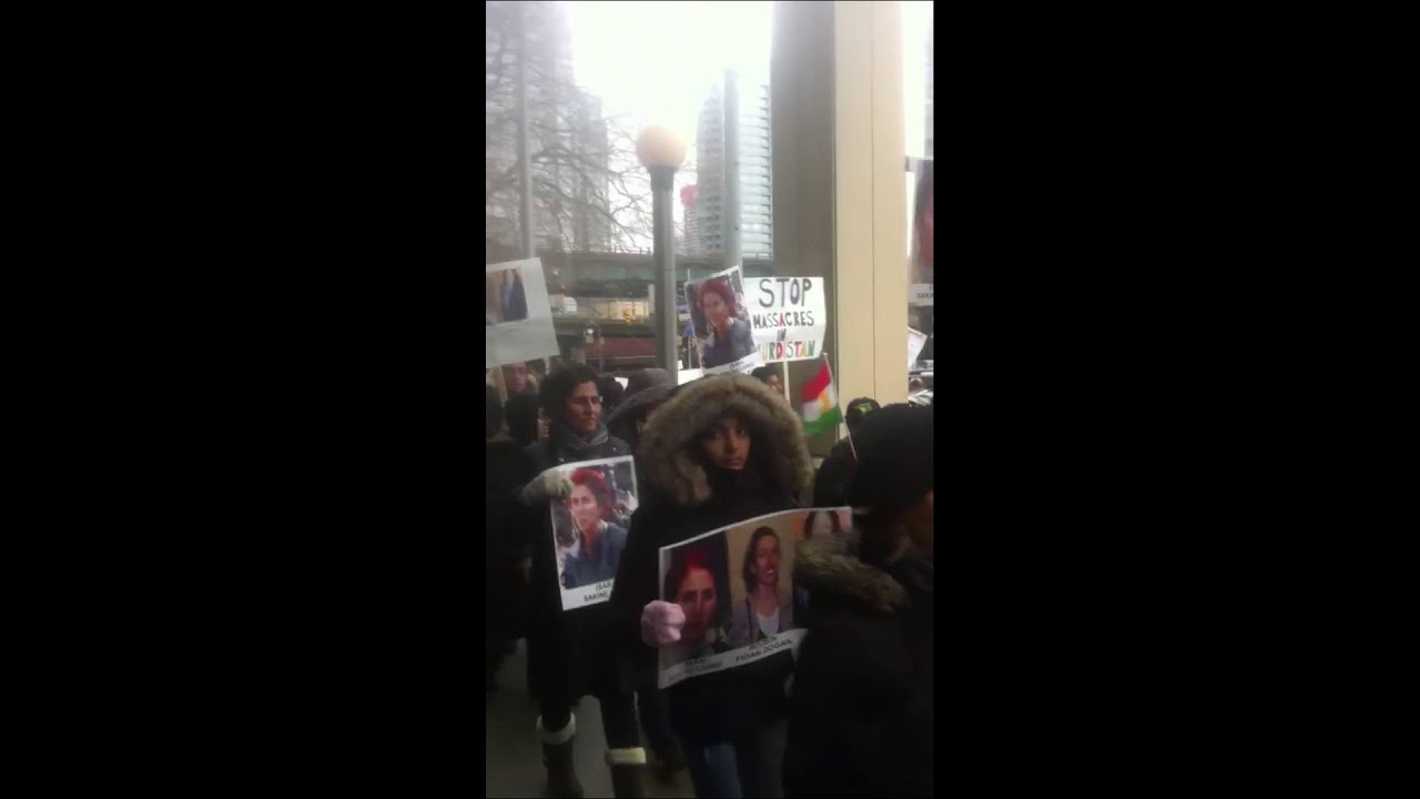 Toronto's Kurds protest outside Turkish Consulate