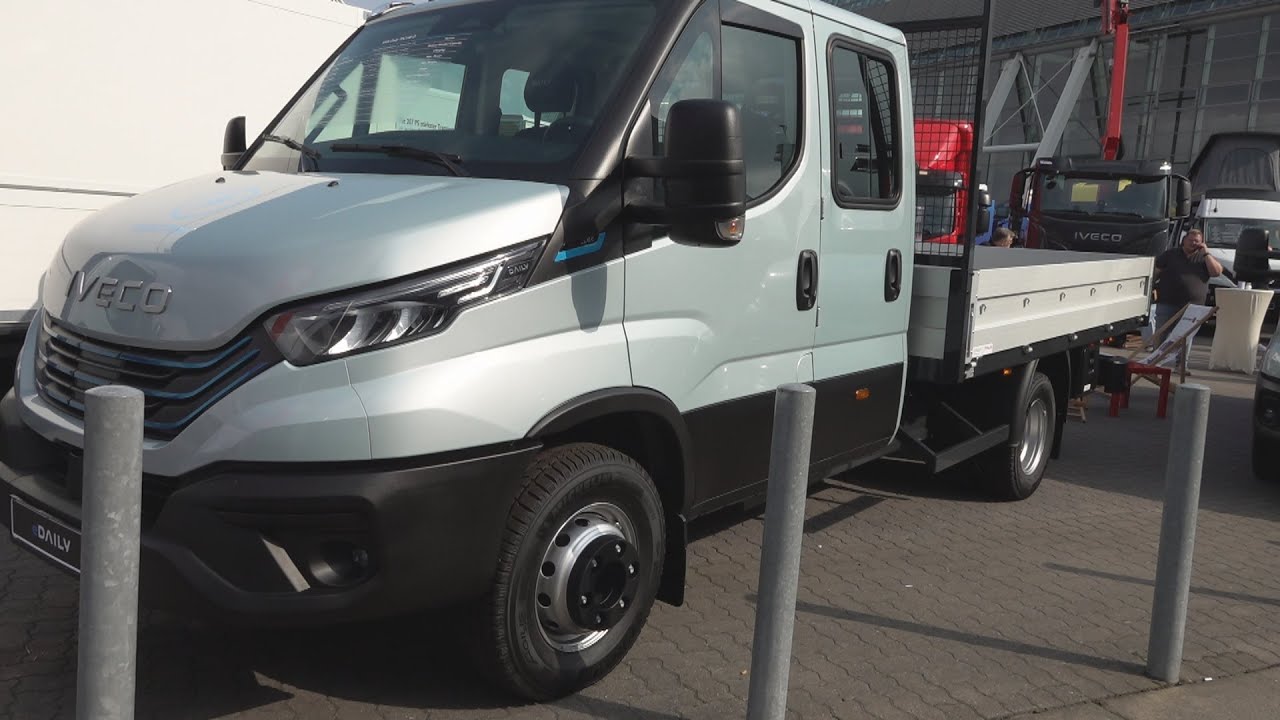 Iveco Daily 72C14E D Schoon Double Cab Tipper Truck (2025) Exterior and Interior