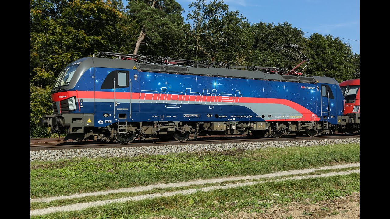 New Roco Vectron Night Jet 79976 from Micro Macro Munda