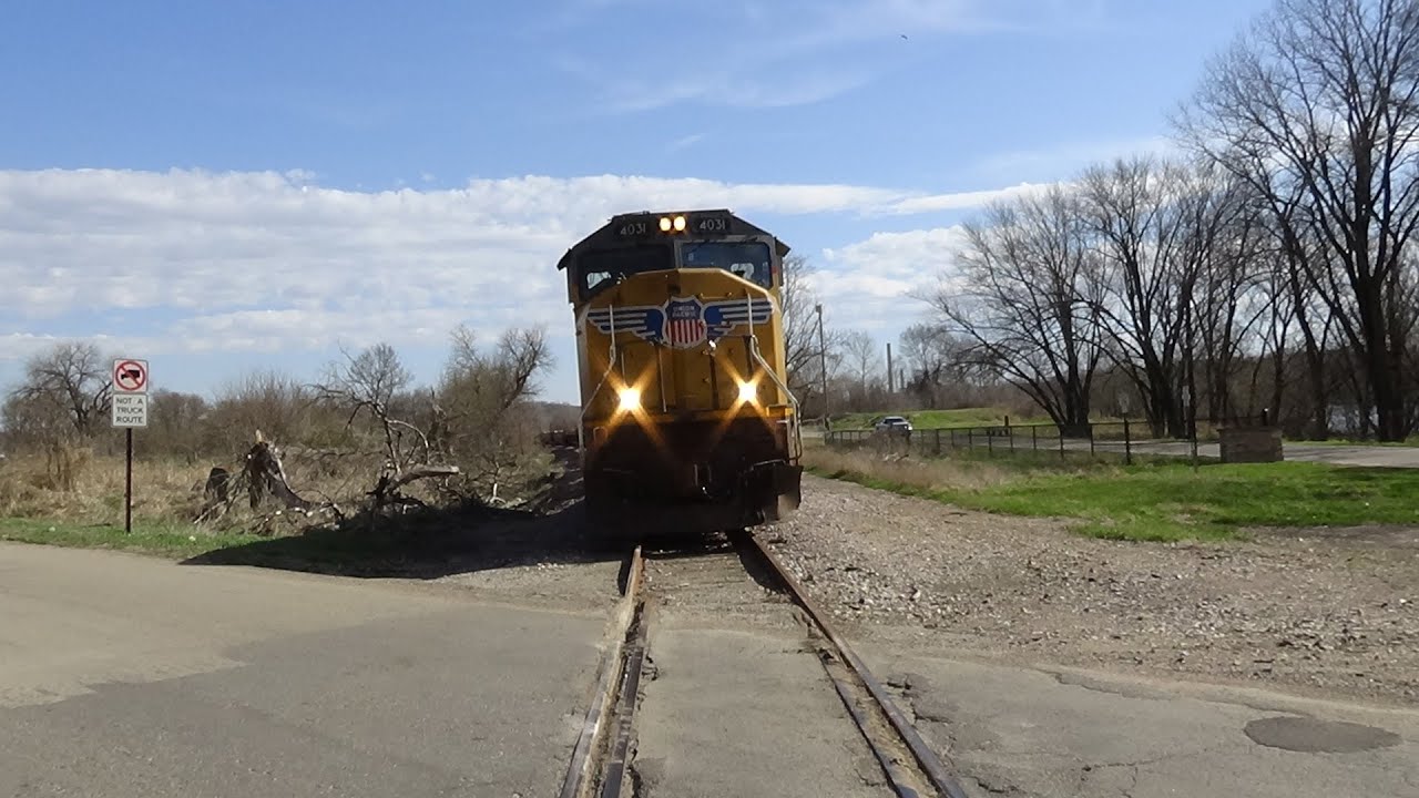 Job 32, Repo Train! Railfanning Cedar Rapids, IA 4-3-16
