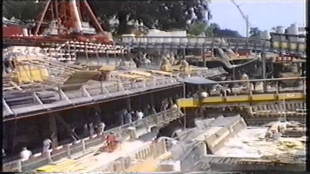 233 Richi + Agi 01 1988 07 15 Bahnhof Stadelhofen