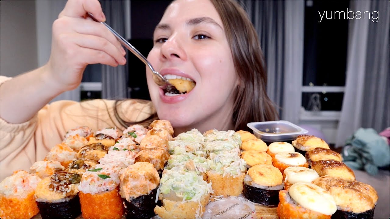 МУКБАНГ съем все? 10000 ккал РОЛЛЫ С ШАПКАМИ запеченный сет mukbang