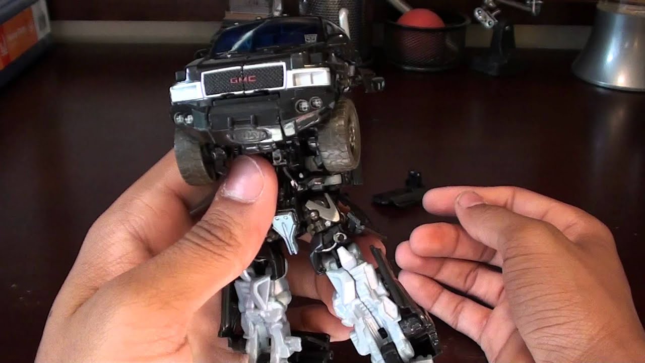 Transformers Hunt for the Decepticons Deluxe Class IRONHIDE