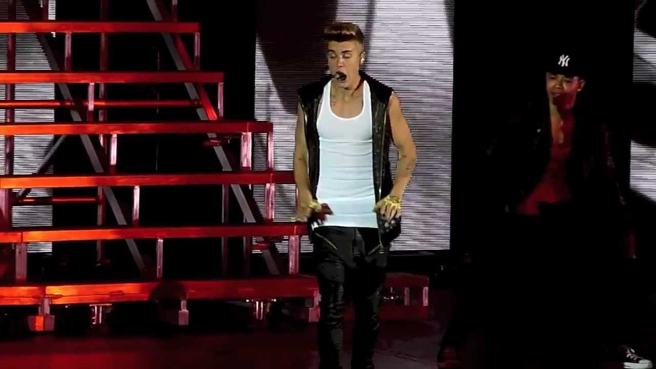 Justin Bieber, Out of Town Girl ,02 Dublin, 17-02-2013