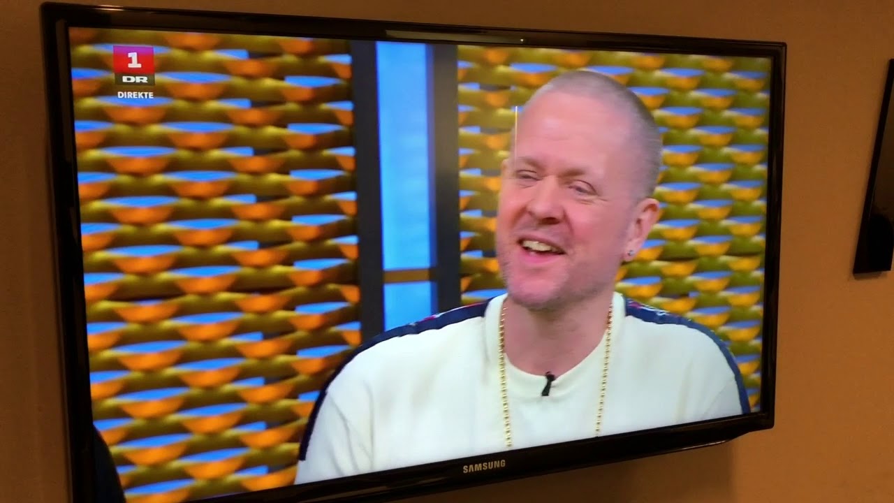Kom med en tur backstage på Aftenshowet