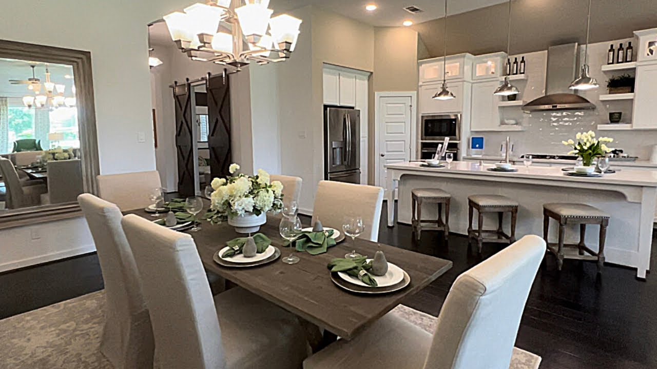 Green Decor Galore!   Step Inside This Brand NEW Home Tour : Decor Inspiration