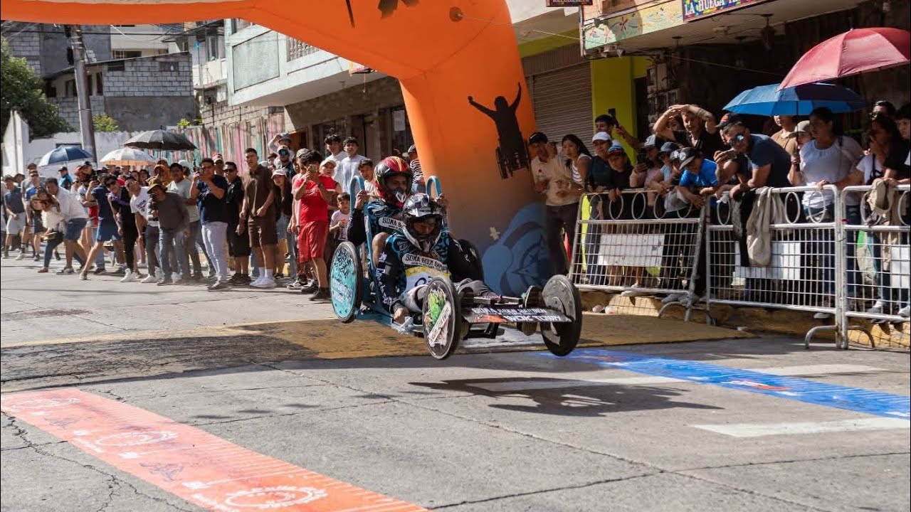 🏎️Carrera de coches de madera BAÑOS DE AGUA SANTA 2025 // cámara a bordo 