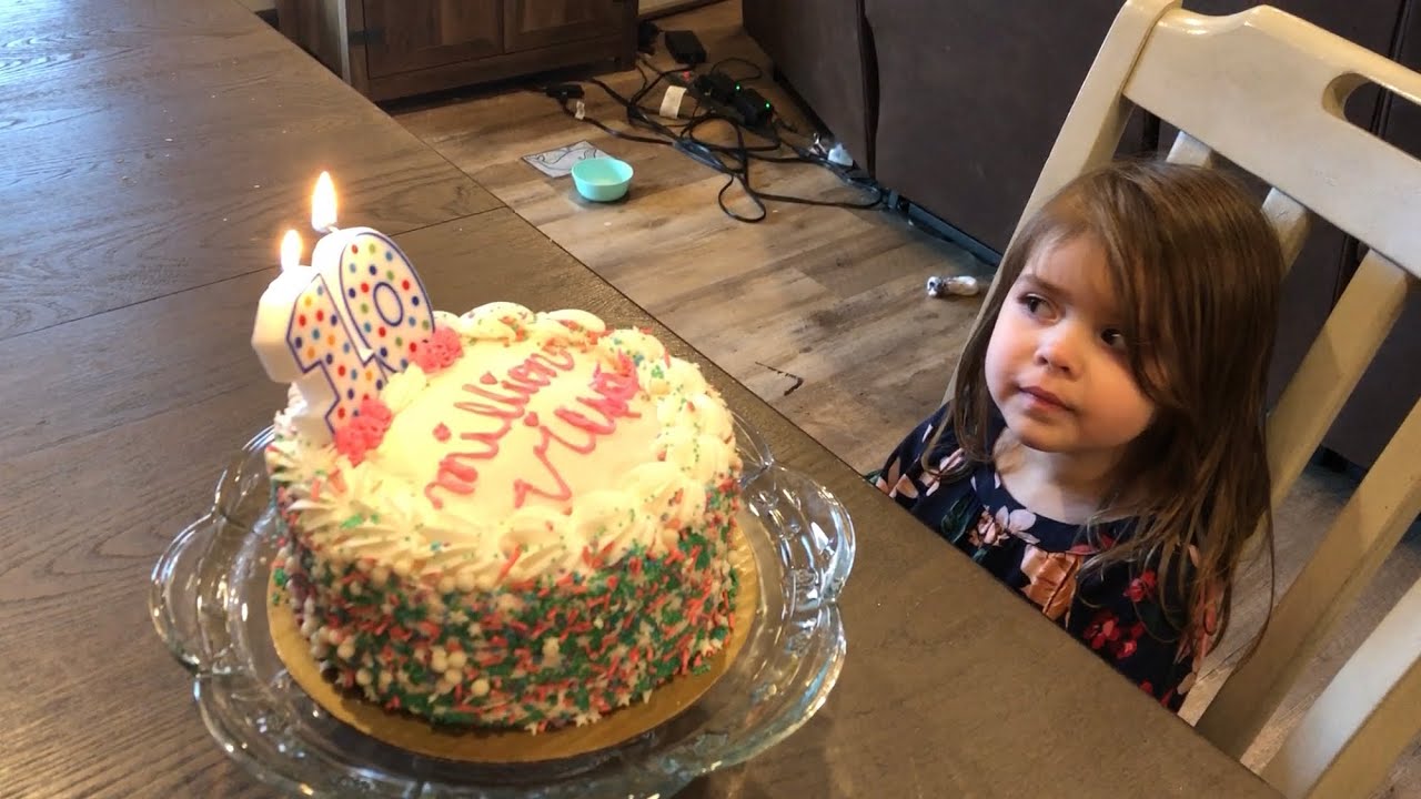 Toddler London's 10 Million Views Birthday Cake.