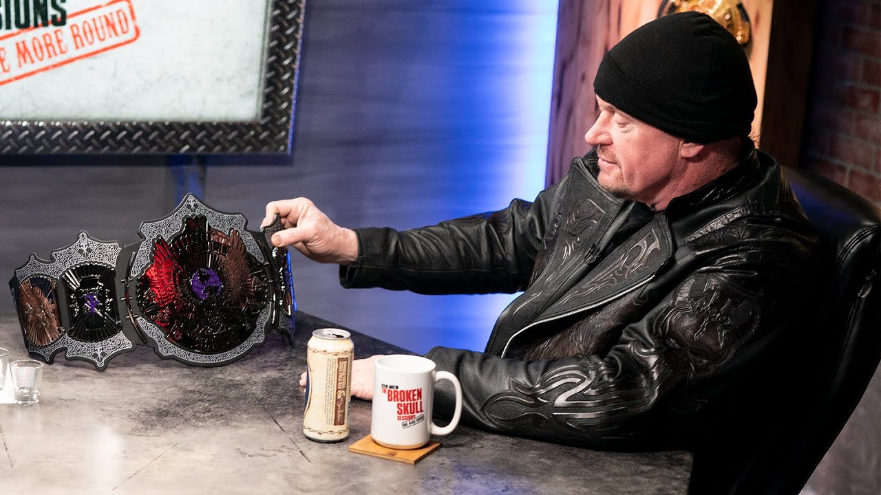 «Stone Cold» и Гробовщик о своих чемпионских коллекциях: Broken Skull Sessions (дополнительно)