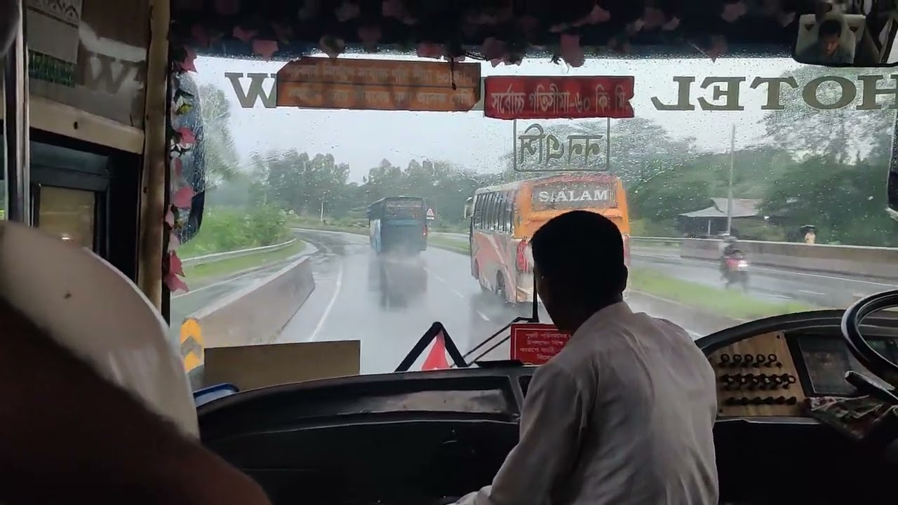 এক সাথে S.ALAM , MARSA and PURABI. #S.alam #Marsa #purabi #bus