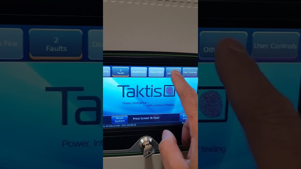 Kentec Taktis fire alarm panel
