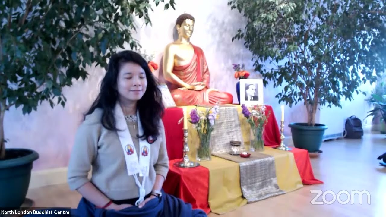 Danayutta leads meditation on the Buddha (Buddhanusati)