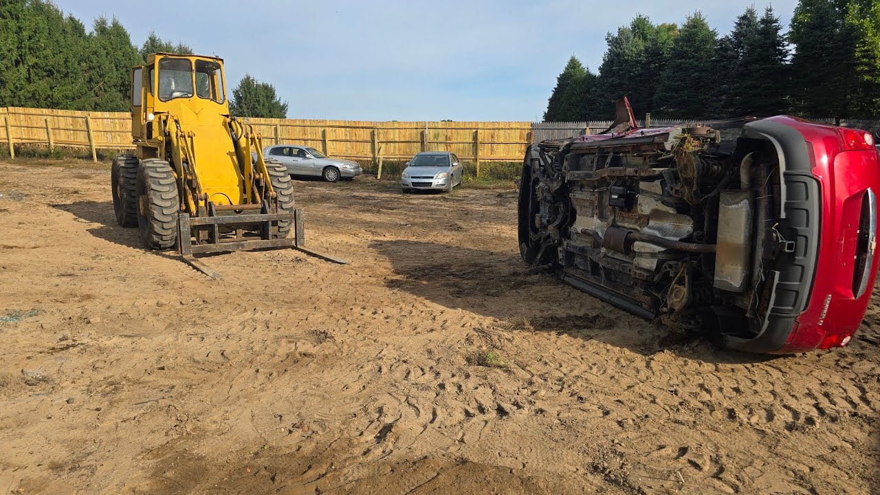 Junkyard remodeling & MORE car processing!!