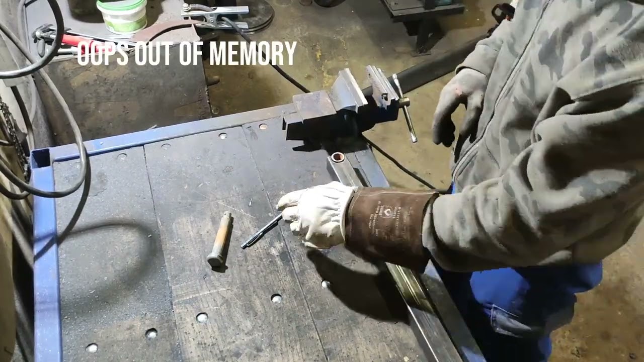 Manual tire changer from scrap