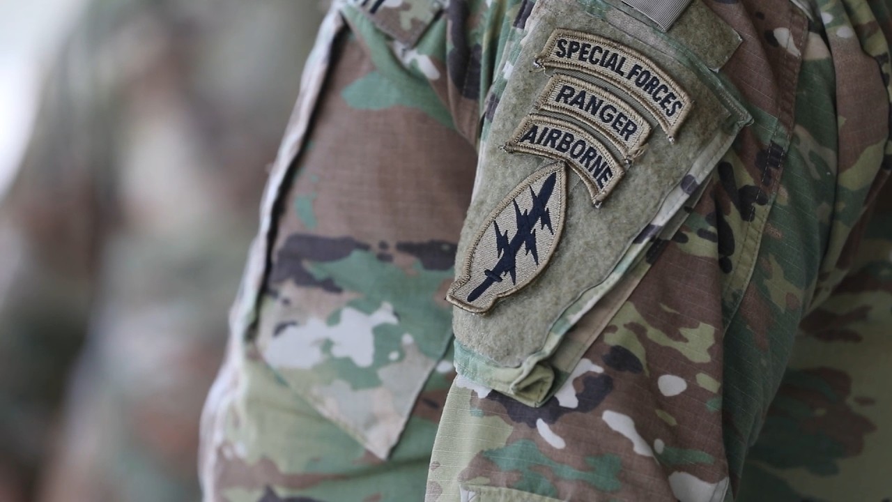 U.S. Army 'Riggers' and Special Forces Soldiers conduct Airborne Op