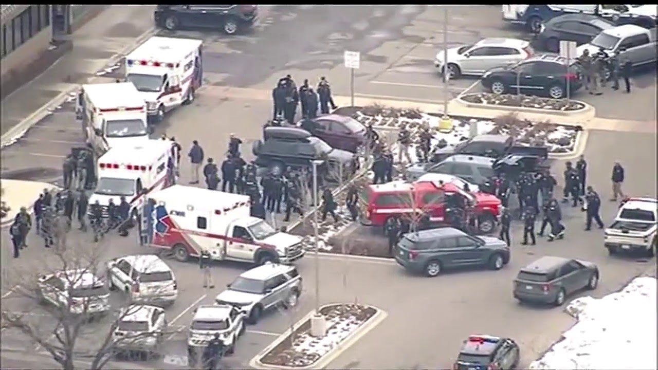 Boulder shooting: Active shooter reported at King Soopers grocery store in Colorado | ABC7