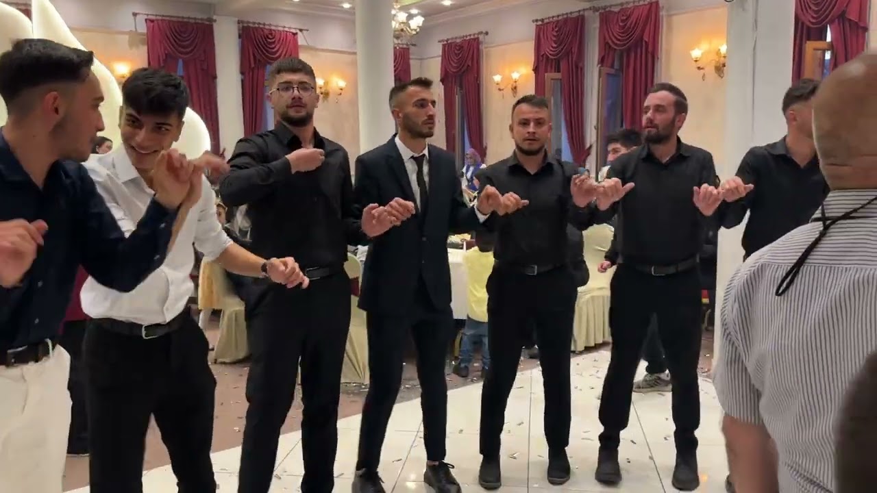 Sarıkamış Merkezde böyle düğün görülmedi