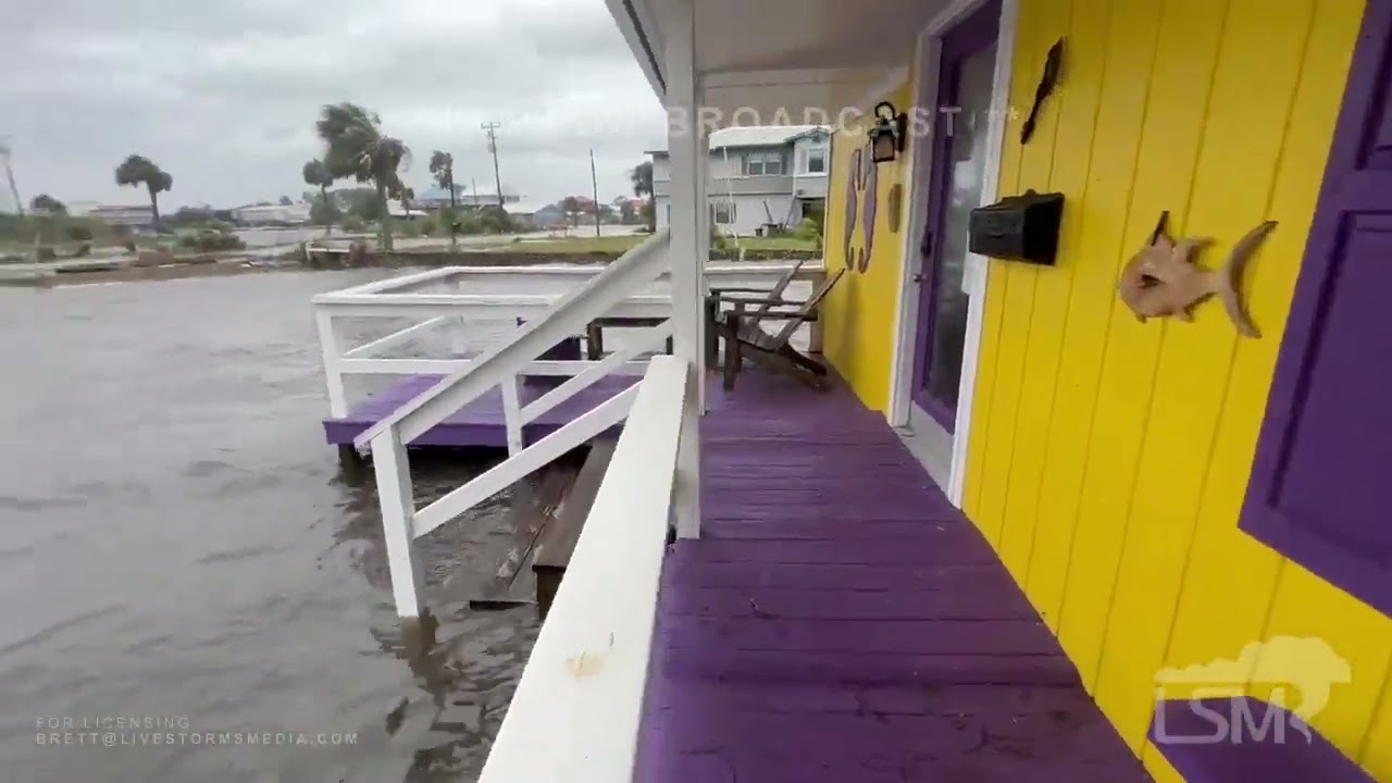 08-30-2023 Keaton Beach - Extreme Footage - Storm Surge Overtakes Small Town