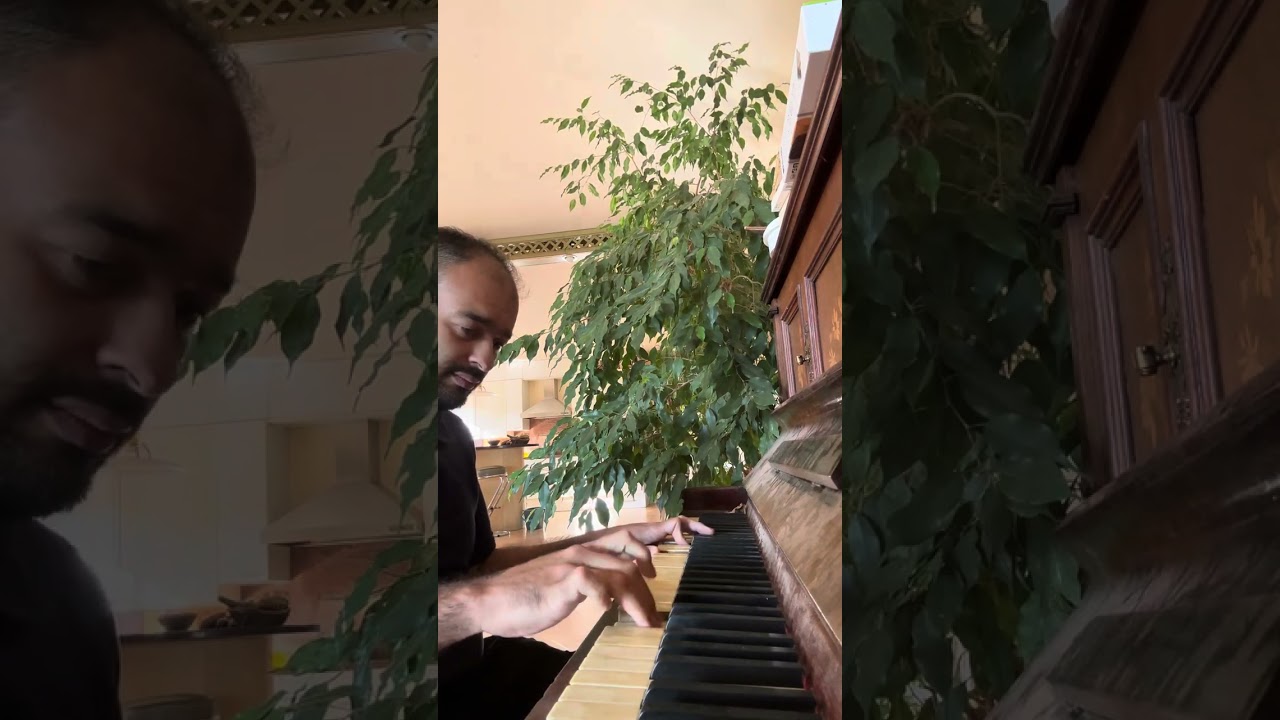 Istikhbar Djarka Piano