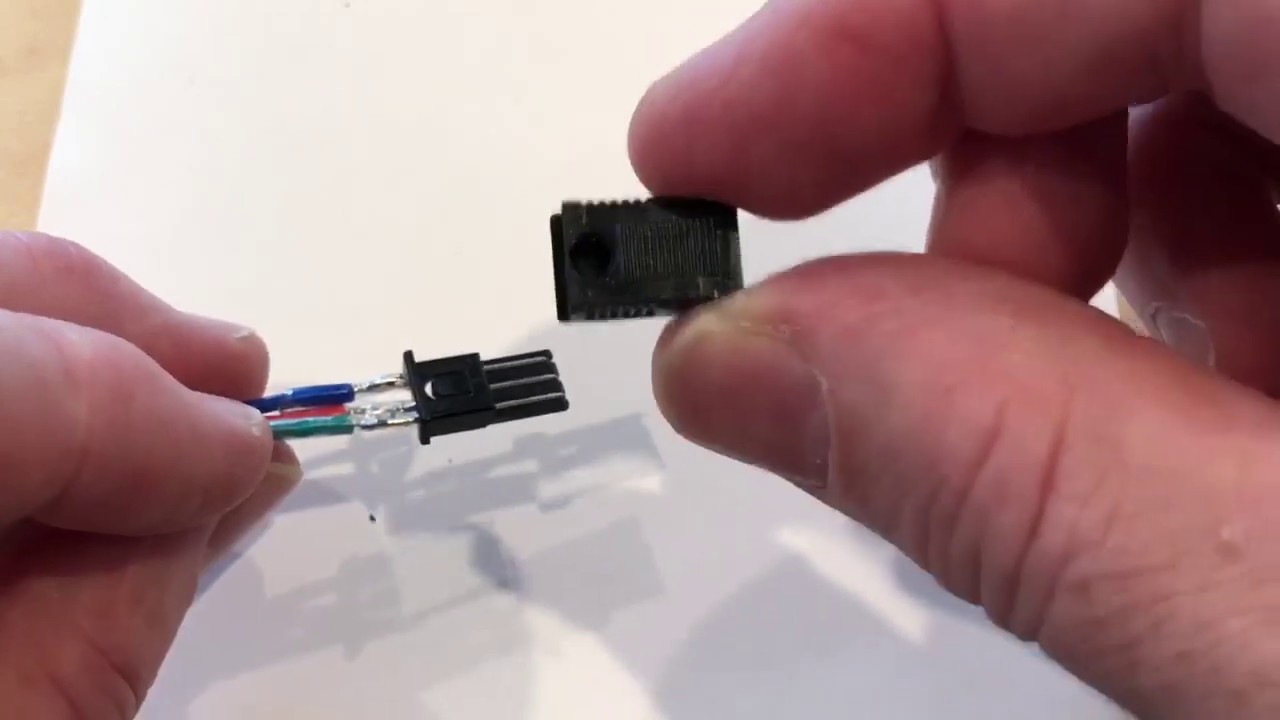 ROCO 10603 connector supplied with 10775 turnout decoder