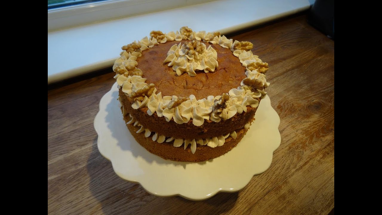 Coffee & Walnut Cake  (Mascarpone cream filling). . . how to