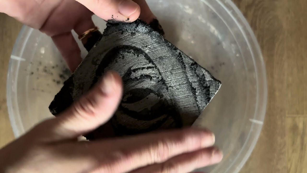 ASMR Gym Chalk Crumble | Black & Dark Blue | No Talking