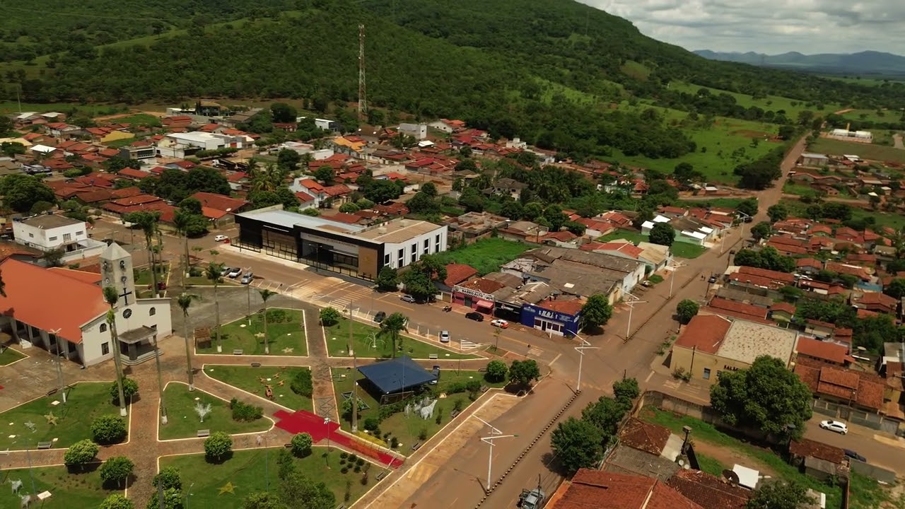 BARRO ALTO // GOI&Aacute;S 