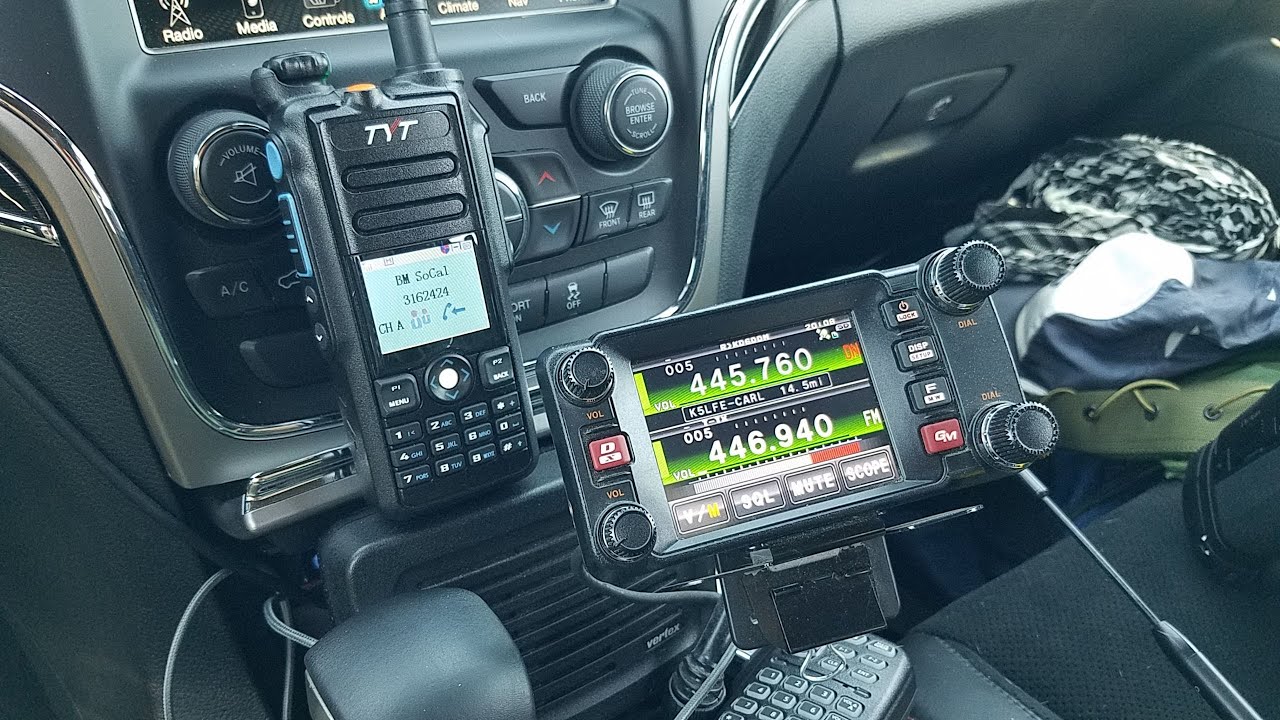 TYT MD 2017 Dual Band DMR