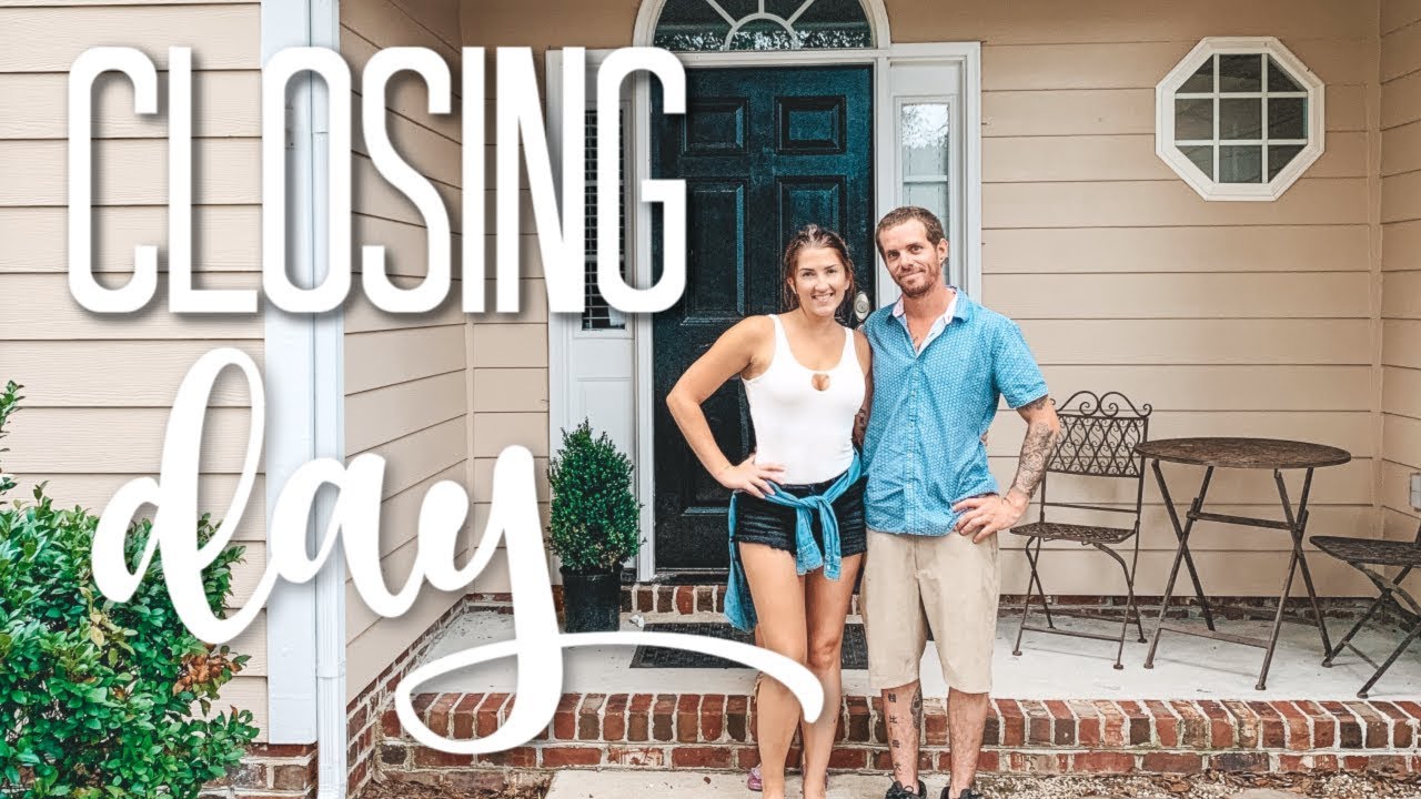 Closing on our House! | Unpack with Us | home renovation vlog