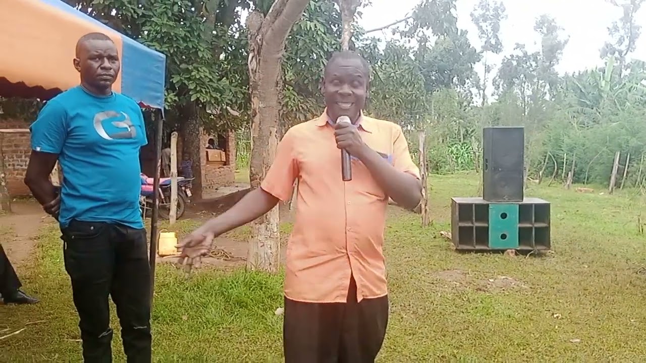 James Omaria at Birunda representing Hon Evans Nasiuma at Baby Gifton Wanjala's burial