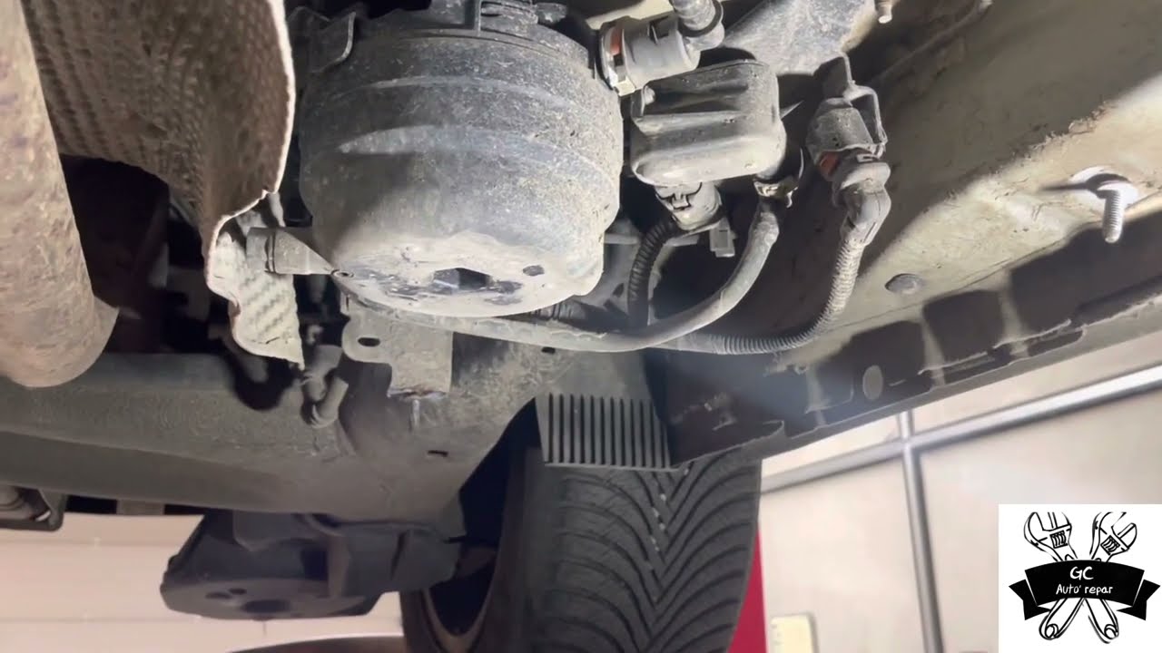 Comment faire pour remplacer un filtre à gasoil sur un c4 spacetourer  avec un moteur dv5