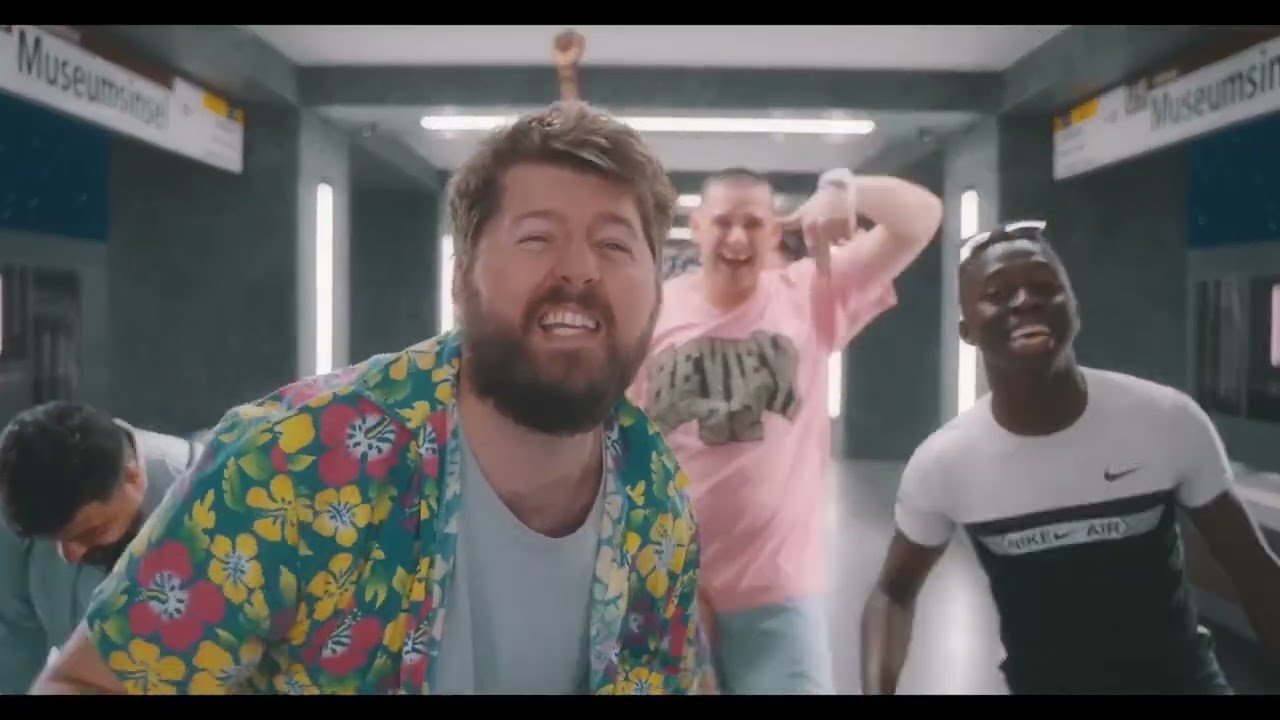 y2meta.com-Bartmann1 (feat Amz Boy) - Ich habe in der U-Bahn gekackt ���� (Offizielles Video)