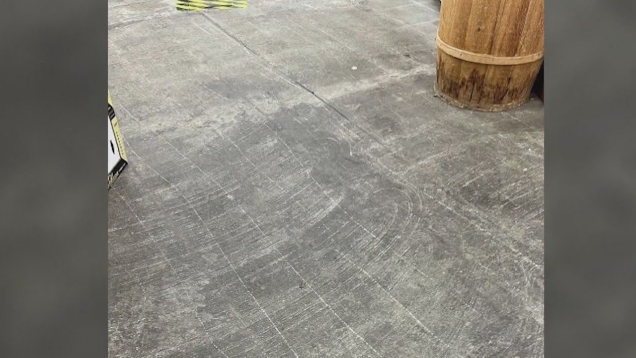 SE Portland Trader Joe's asbestos cleanup underway as store remains closed