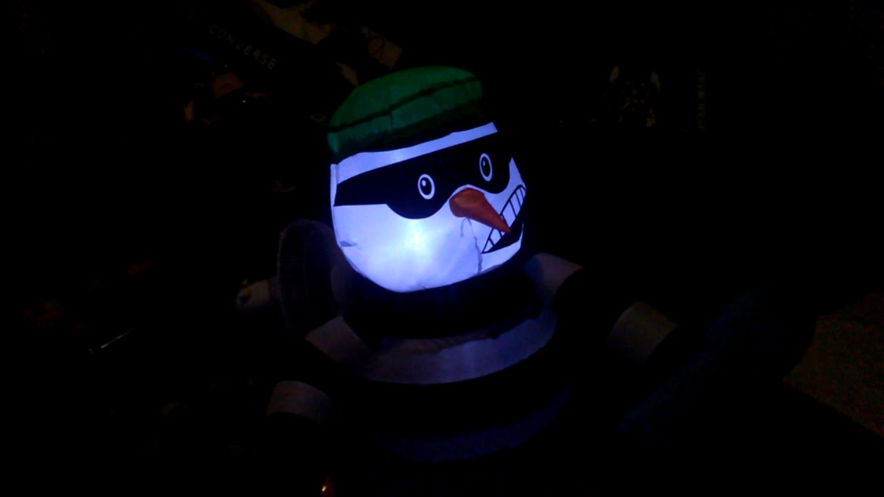 Airblown Inflatable Snowman and Robber Review (Kmart 2015)