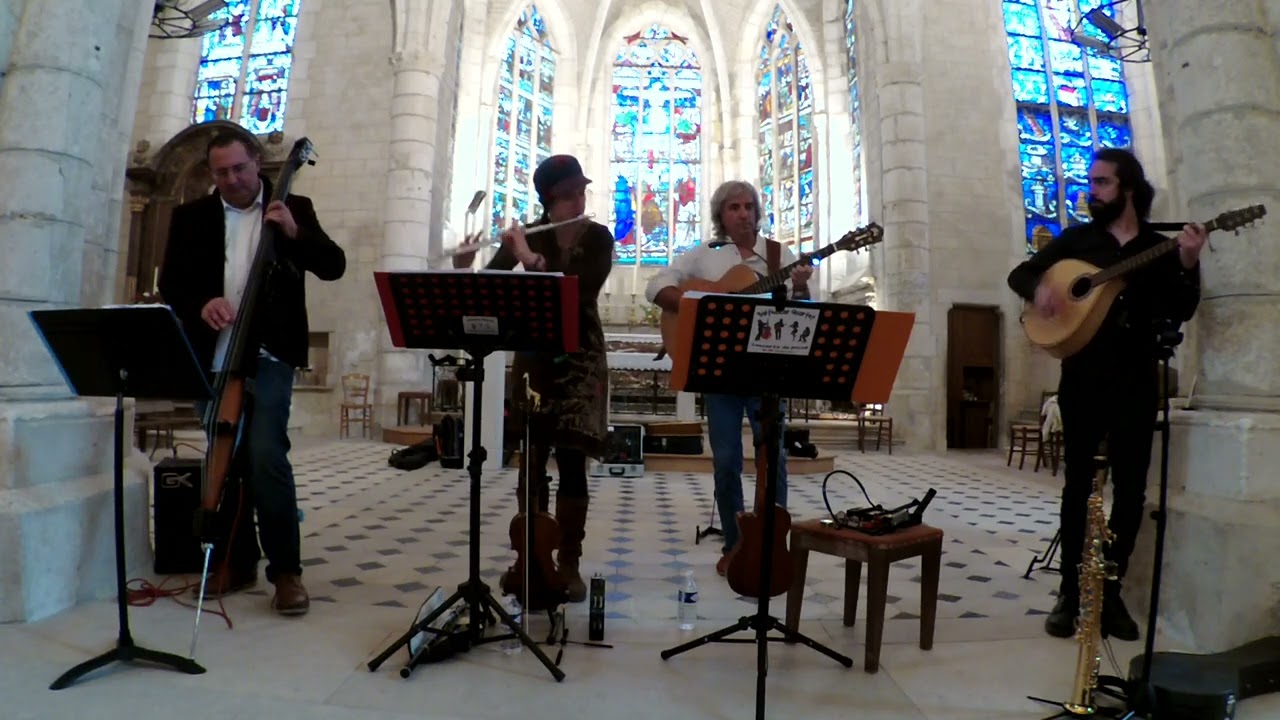 'Jig' (Steve Waring) / 'Horizonto' (Blowzabella) [Balthazar Quartet]
