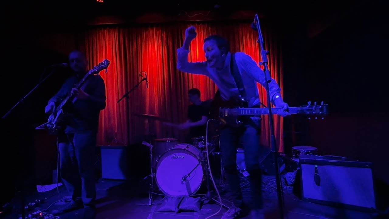 Trupa Trupa - Live at Gold Diggers Bar, Los Angeles, CA 2/22/2025