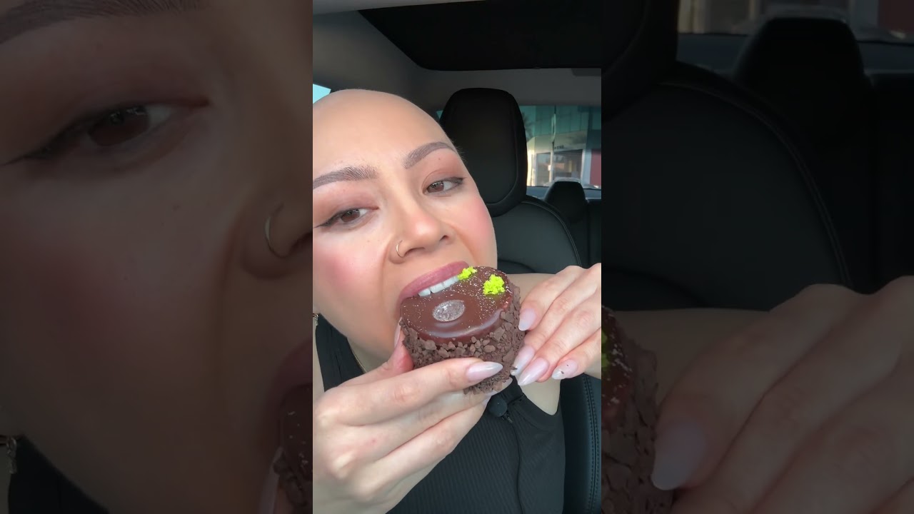 ЛУЧШАЯ ВЫПЕЧКА В ЛА?🍊#шорты