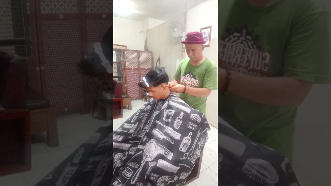 Minta cukur pinggirnya saja,