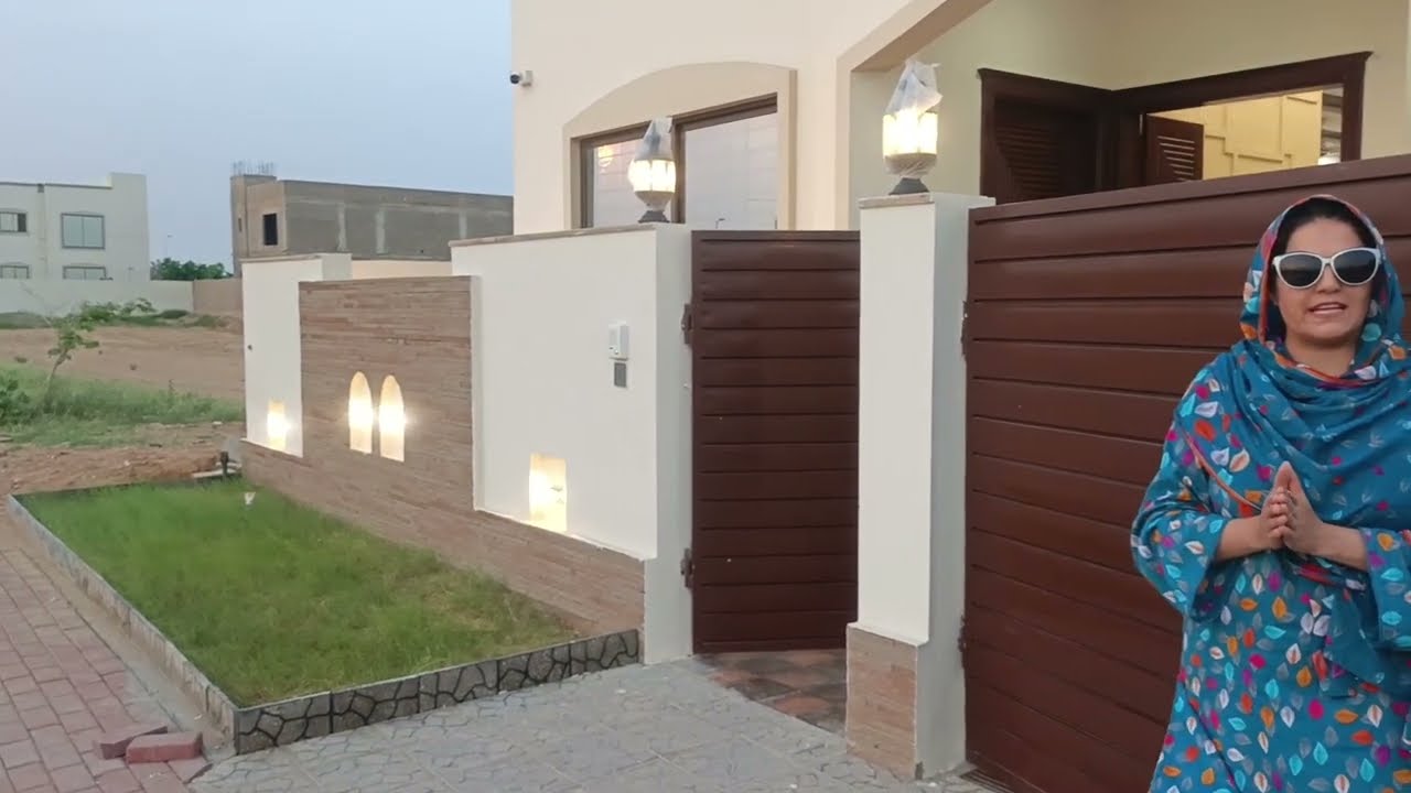 Lavish villa inside visit| solar system installed|| Bahria town Karachi