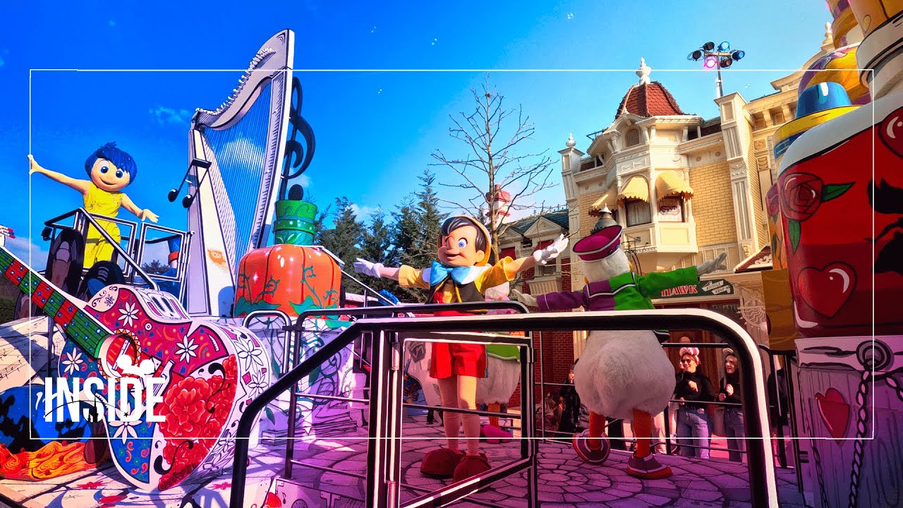 A Million Splashes Of Colour | Disneyland Paris | CAVALCADE 4K