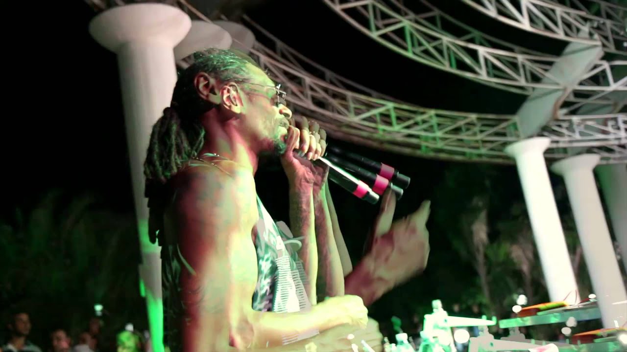 SNOOP DOGG a.k.a. DJ SNOOPADELIC at Tempio di Atlantide -Cz- Italy
