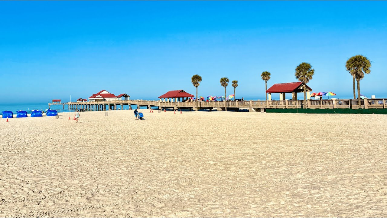 Vacation in Florida: Clearwater Beach, the World's Largest McDonald's, Buc-ee's & One Daytona