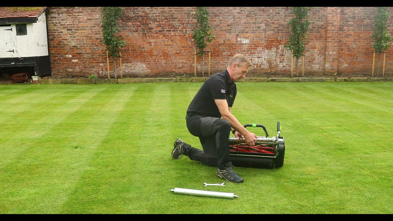 A Step-by-Step Guide to Installing the Latest Grooved Roller on an Allett Cylinder/Reel Mower