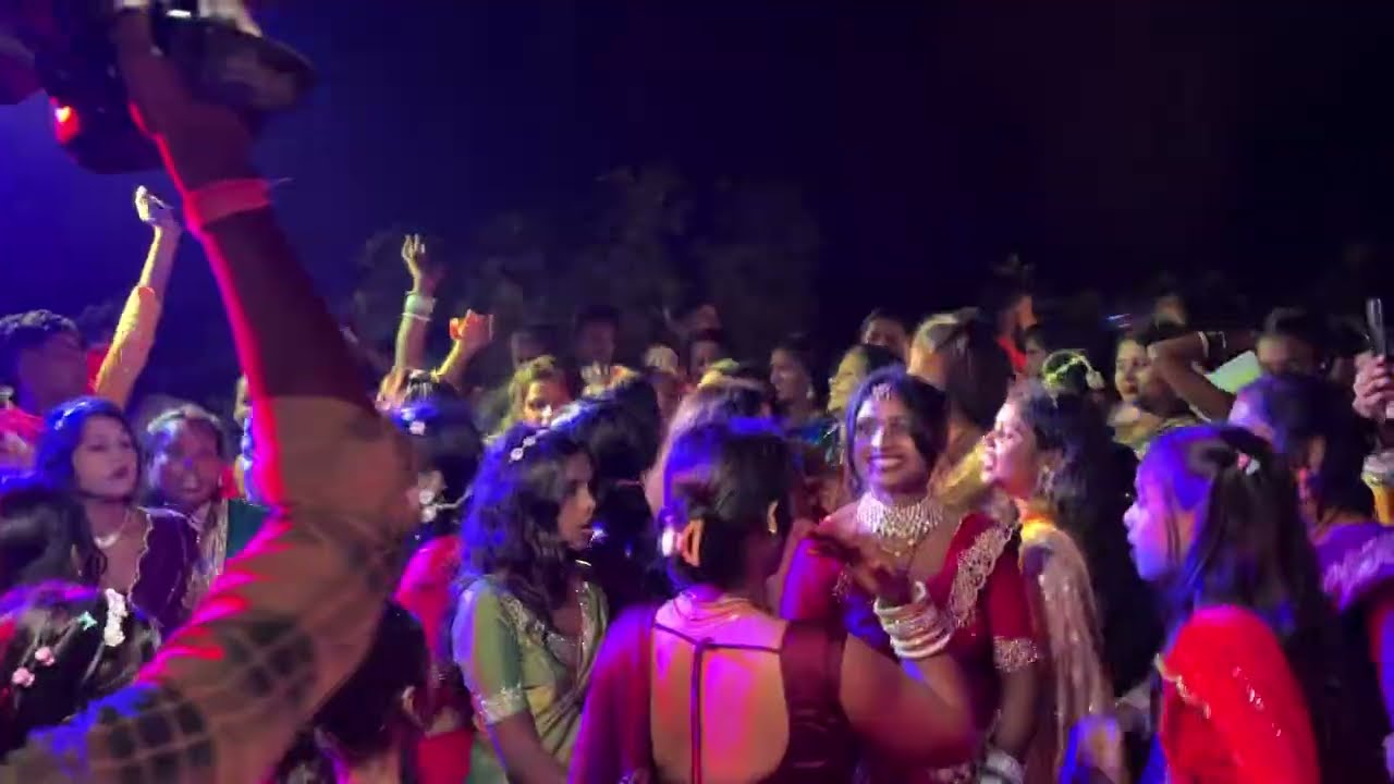 Gaon ka shaadi ka video chup chup tuhu lele re