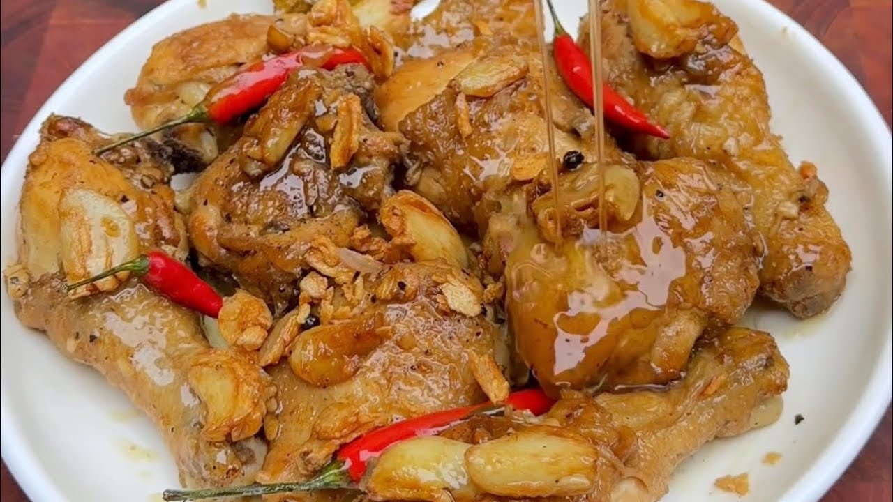 CHICKEN ADOBO SA PUTI
