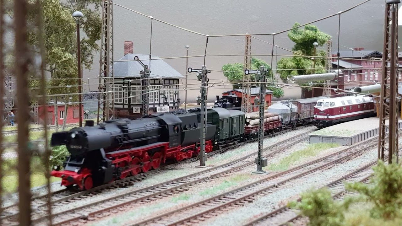 Schwere Lasten im Mittelgebirge mit der 44 und 52
