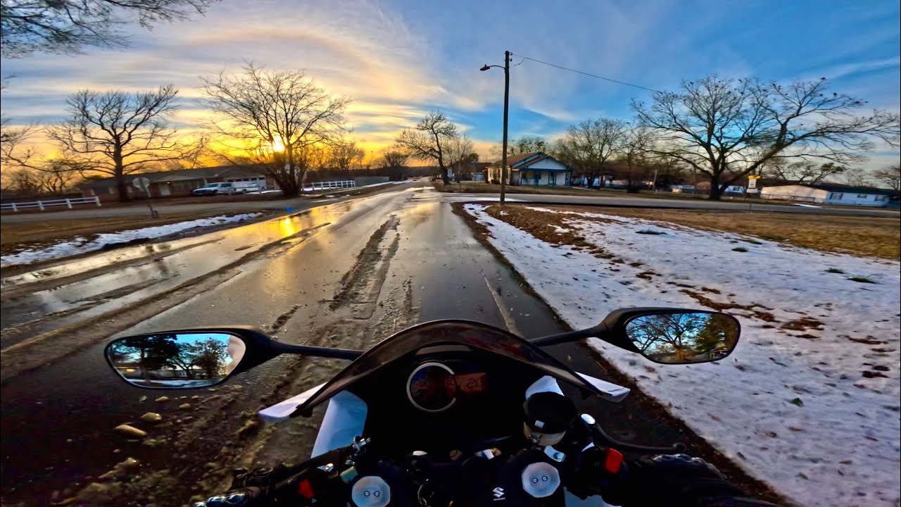 RL:EP12 - GSXR600 Winter Sunset Ride + Chasing a TRAIN (4K POV)