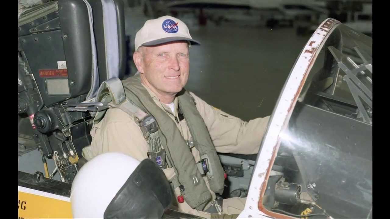 Gordon Fullerton's Career in Review